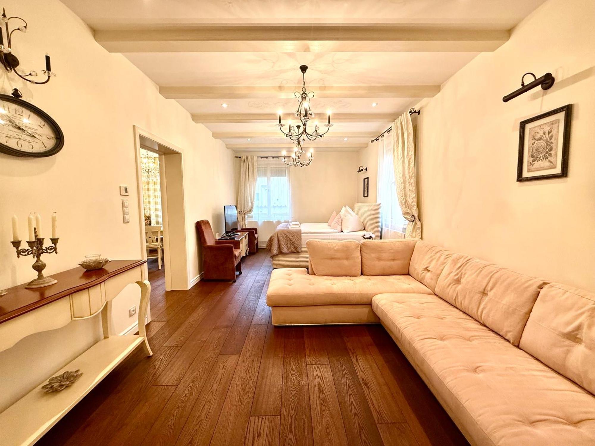 Unique Charles Bridge 2Bdr Apartment. Prága Kültér fotó