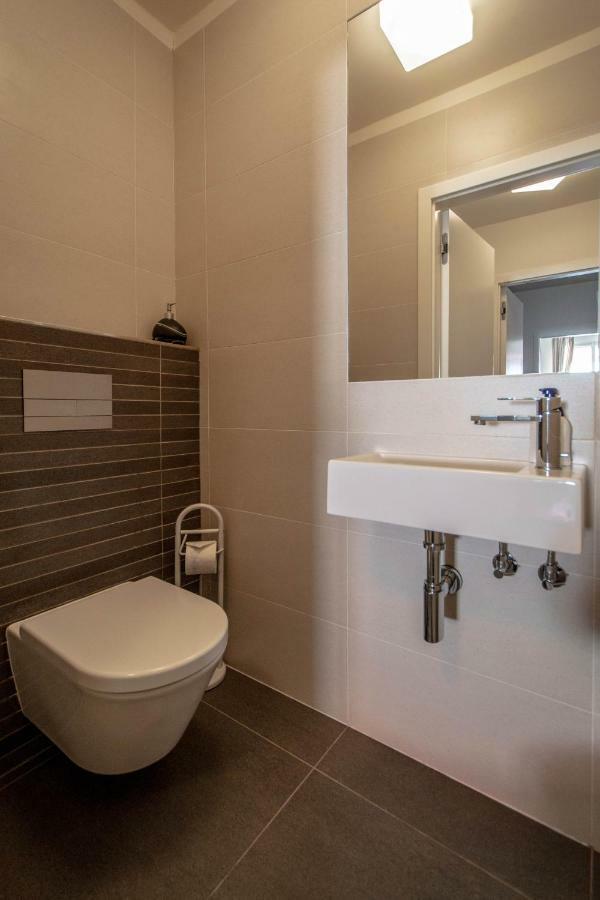 Unique Charles Bridge 2Bdr Apartment. Prága Kültér fotó