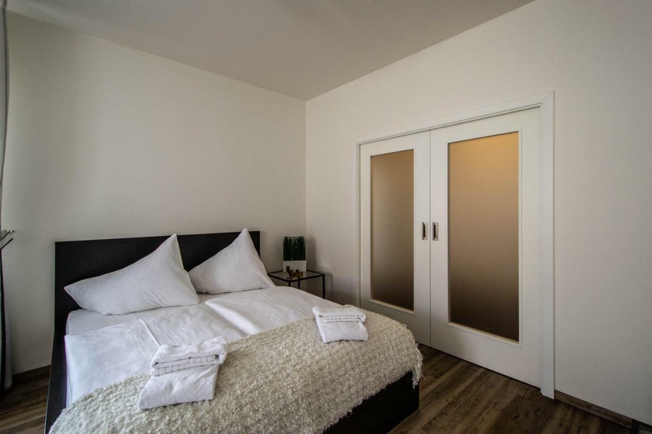 Unique Charles Bridge 2Bdr Apartment. Prága Kültér fotó